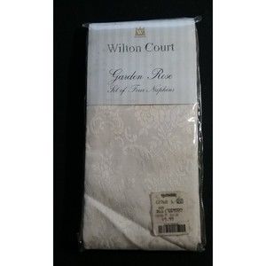 Vintage Wilton Court Garden Rose Damask Napkins set of 4 NIP